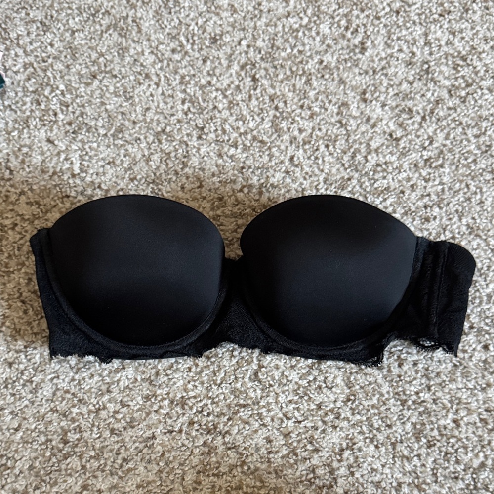 Calvin Klein lace strapless bra